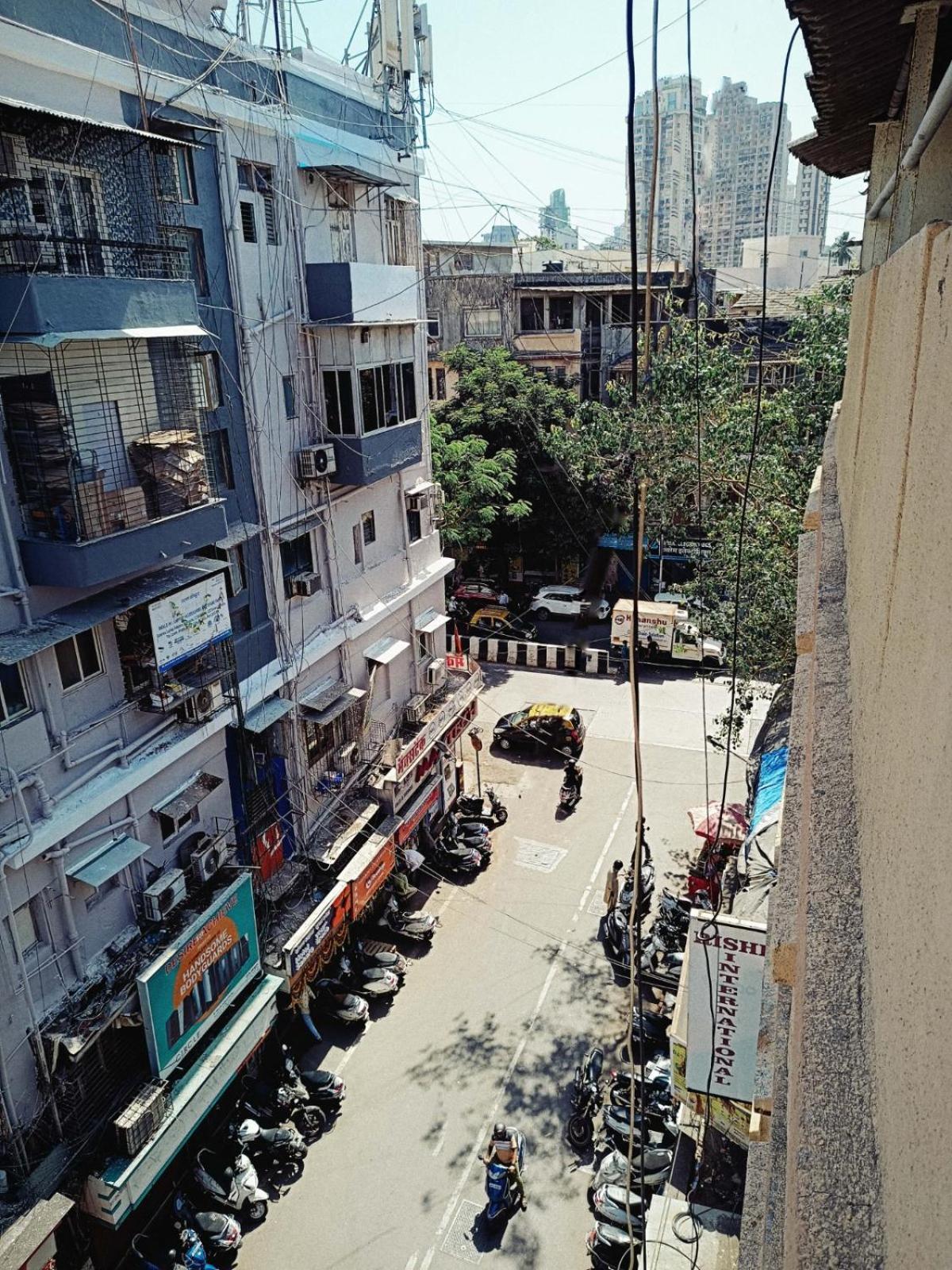 Rk Hotel-Near Grant Road Railway Station Mumbai Exterior foto